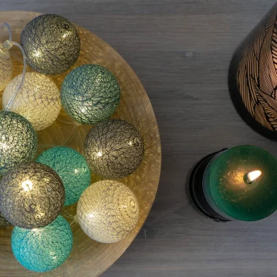 Guirled - Guirlande lumineuse Air Control -  Mangrove Télécommandée Guirlande lumineuse boules coton LED USB