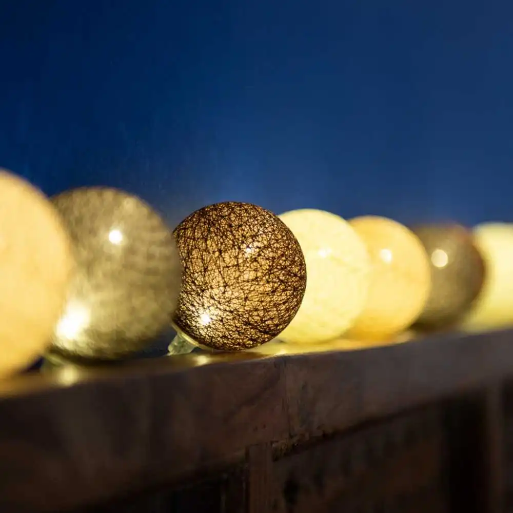 Guirled - Guirlande lumineuse Voice Control -  Chocolat Commande Vocale Guirlande lumineuse boules coton Google & Alexa