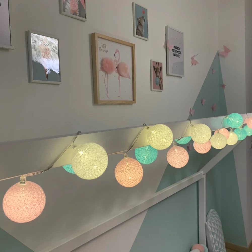 Guirled - Guirlande lumineuse Air Control -  Bébé Télécommandée Guirlande lumineuse boules coton LED USB