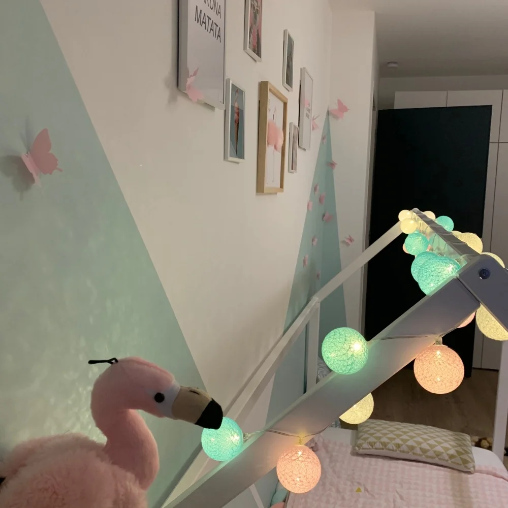 Guirled - Guirlande lumineuse Voice Control -  Bébé Commande Vocale Guirlande lumineuse boules coton Google & Alexa
