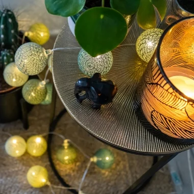 Guirled - Guirlande lumineuse Voice Control -  Romania Commande Vocale Guirlande lumineuse boules coton Google & Alexa