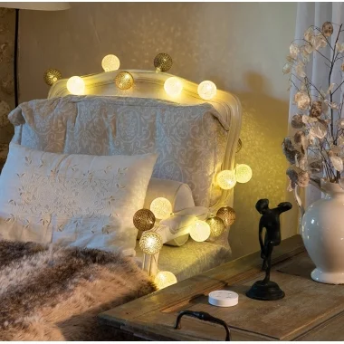 Guirled - Guirlande lumineuse Classique -  Chocolat Classique Guirlande lumineuse boules coton LED USB