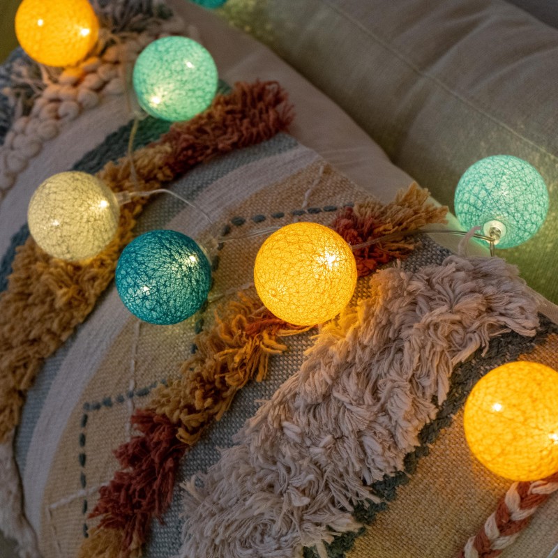 Fernbediente LED Lichterkette Baumwollkugeln LED USB
