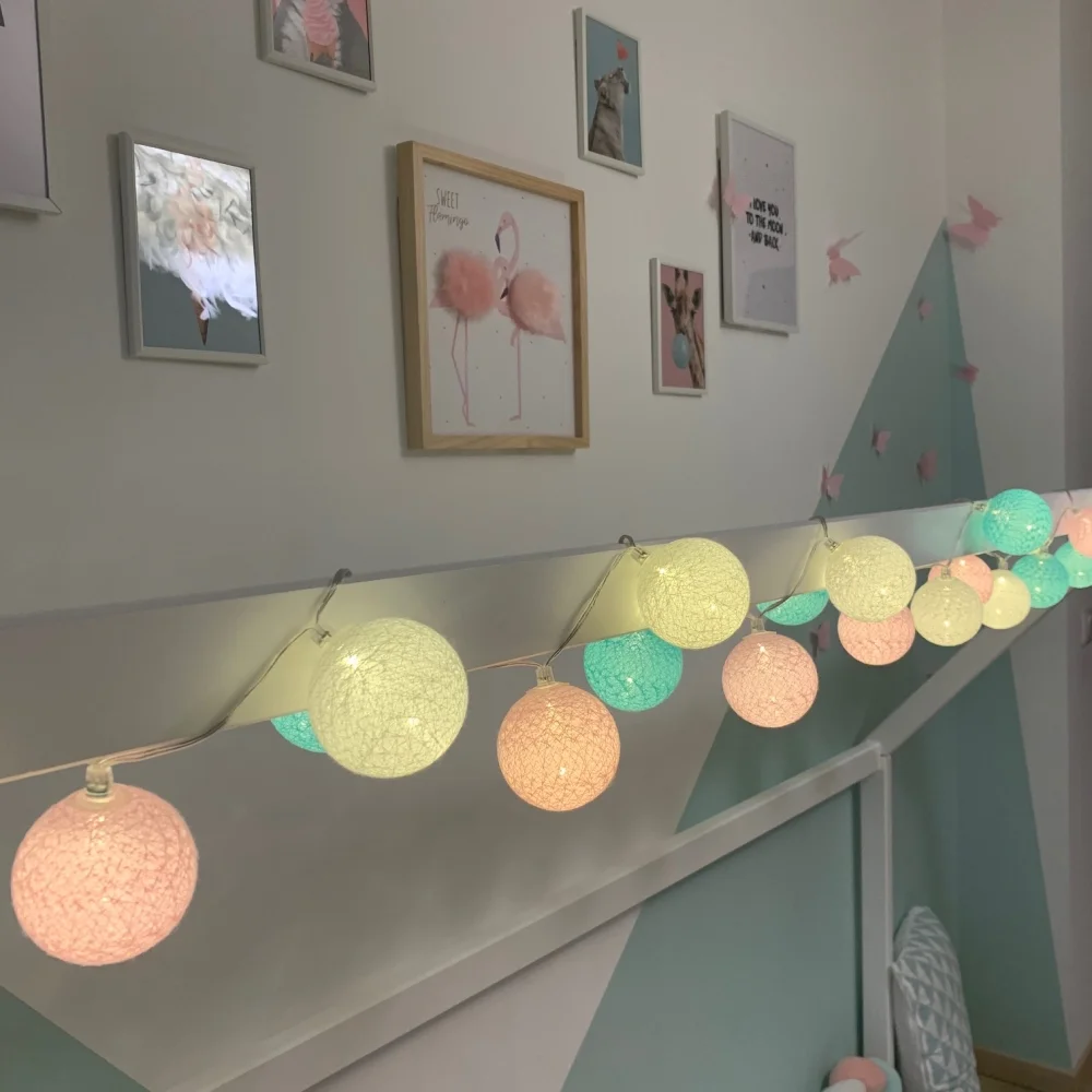Guirled - Guirlande Classique -  Bébé Classique Guirlande lumineuse boules coton LED USB