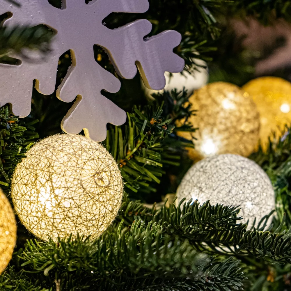 Guirled - Guirlande Classique -  Radiance Classique Guirlande lumineuse boules coton LED USB Guirled - Guirlande Classique -  Radiance Classique Guirlande lumineuse boules coton LED USB