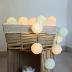 Guirled - Klassieke lichtslinger - Eenhoorn Klassiek LED-lichtslinger met katoenen balletjes USB