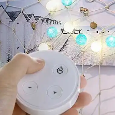 Guirled - Guirlande Air Control -  Bébé Télécommandée Guirlande lumineuse boules coton LED USB Guirled - Guirlande Air Control -  Bébé Télécommandée Guirlande lumineuse boules coton LED USB