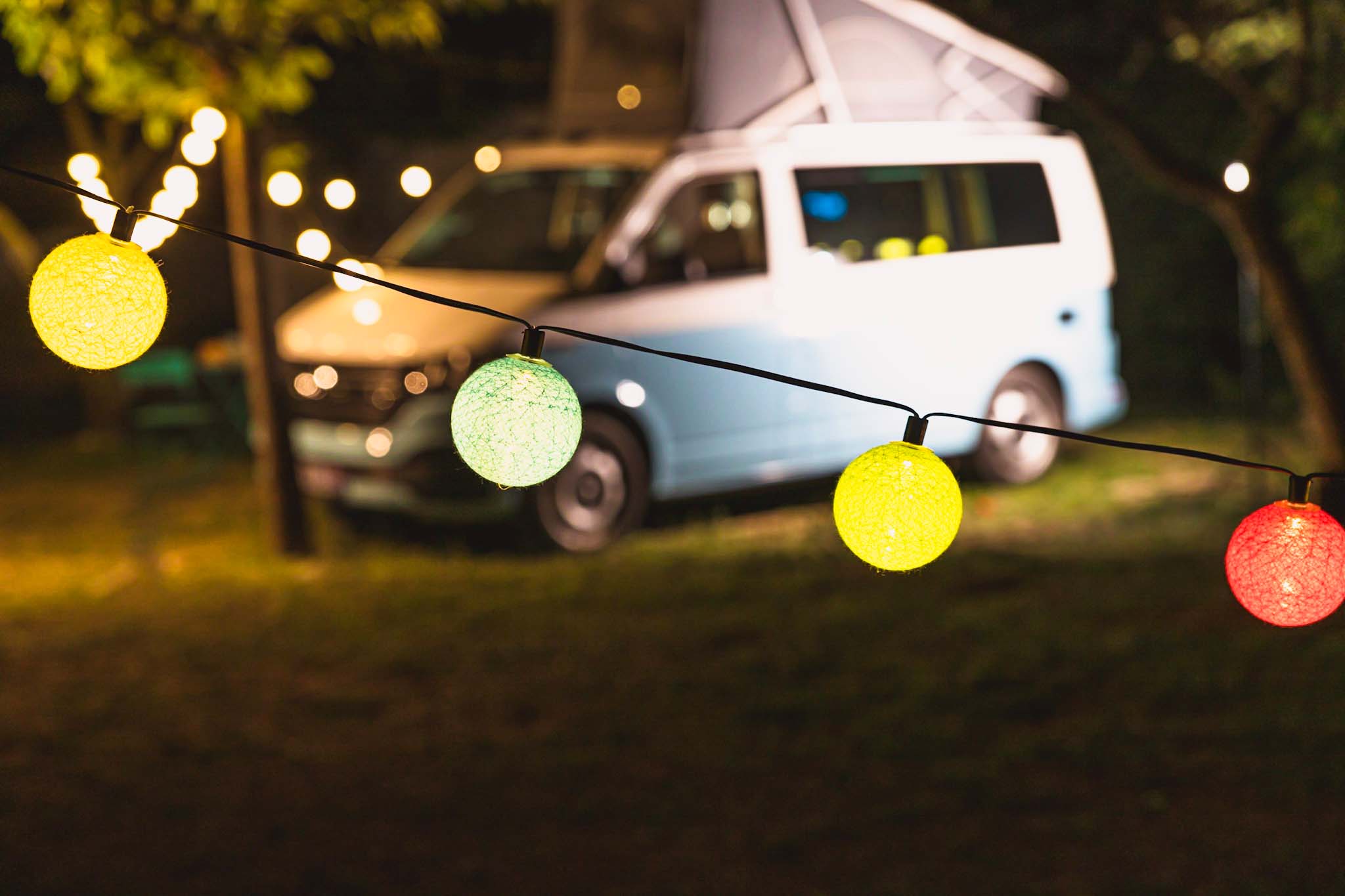 Quel luminaire (intérieur ou extérieur) choisir au camping ? Guirlandes,  Sphères