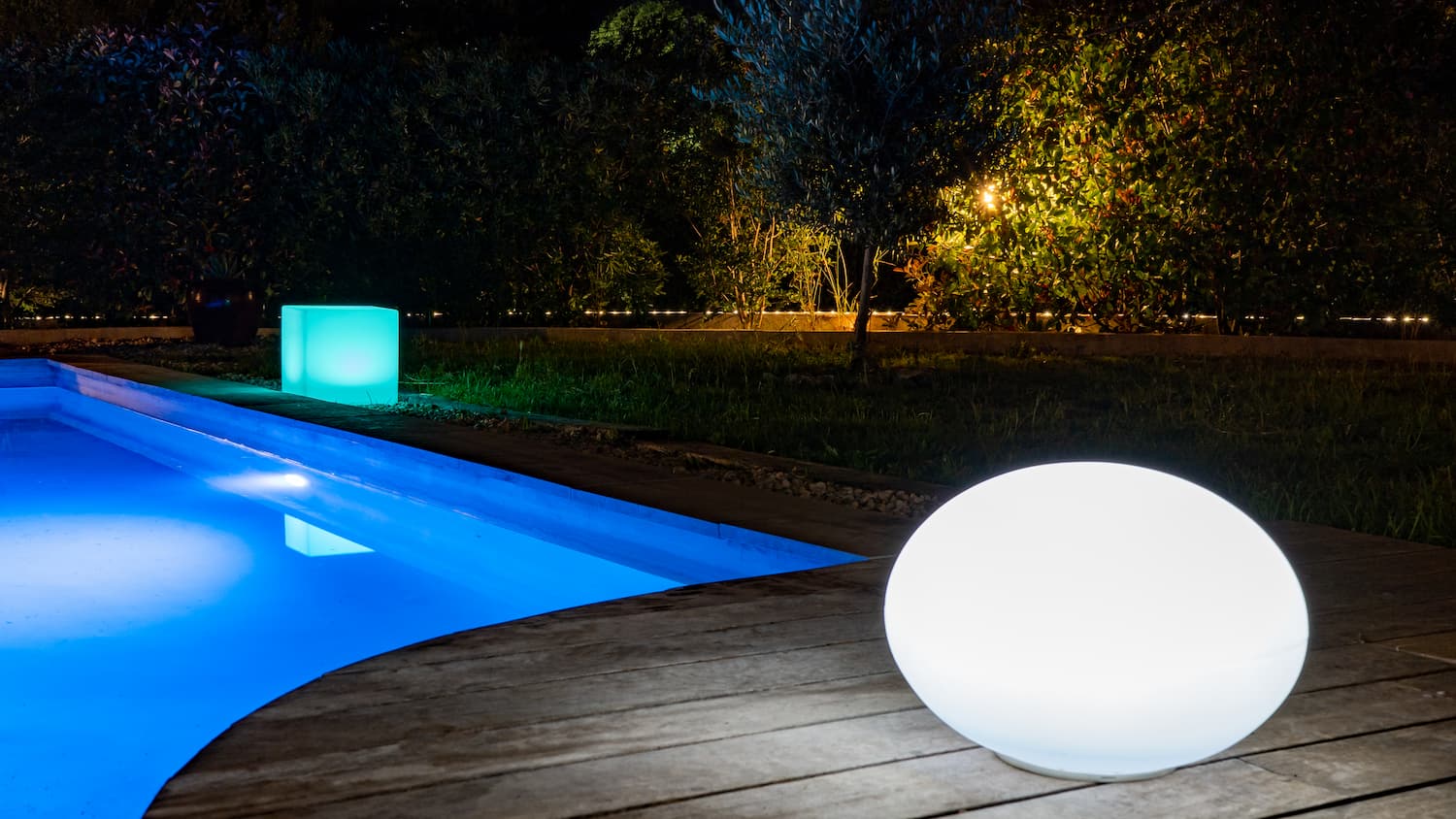 Le Cube & Galet Solaires LED