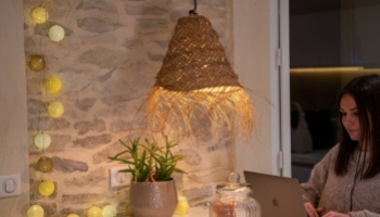 Nos 7 conseils lumière pour créer une ambiance chaleureuse 